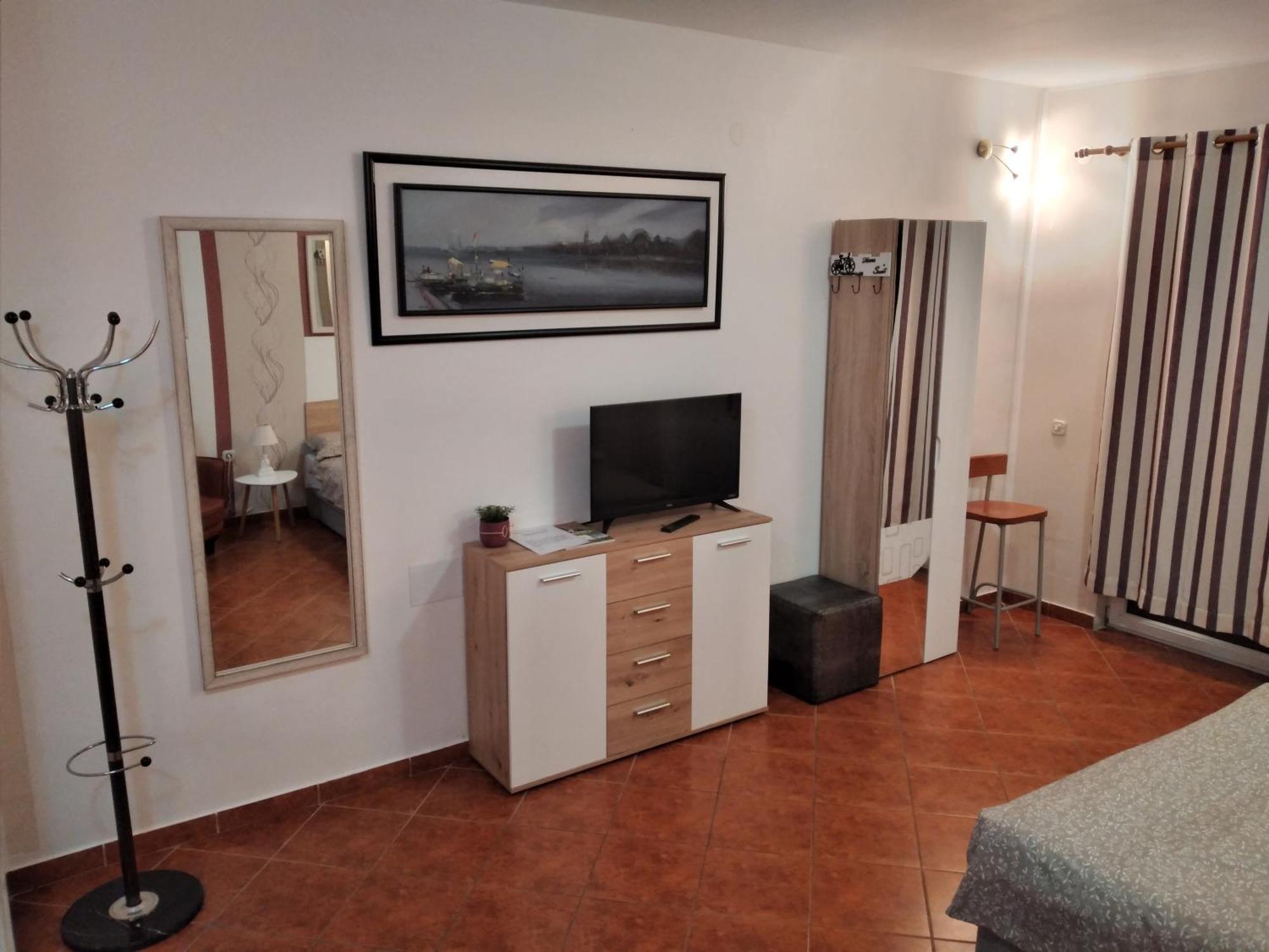 Apartments Kosevic โอซีเยก ภายนอก รูปภาพ