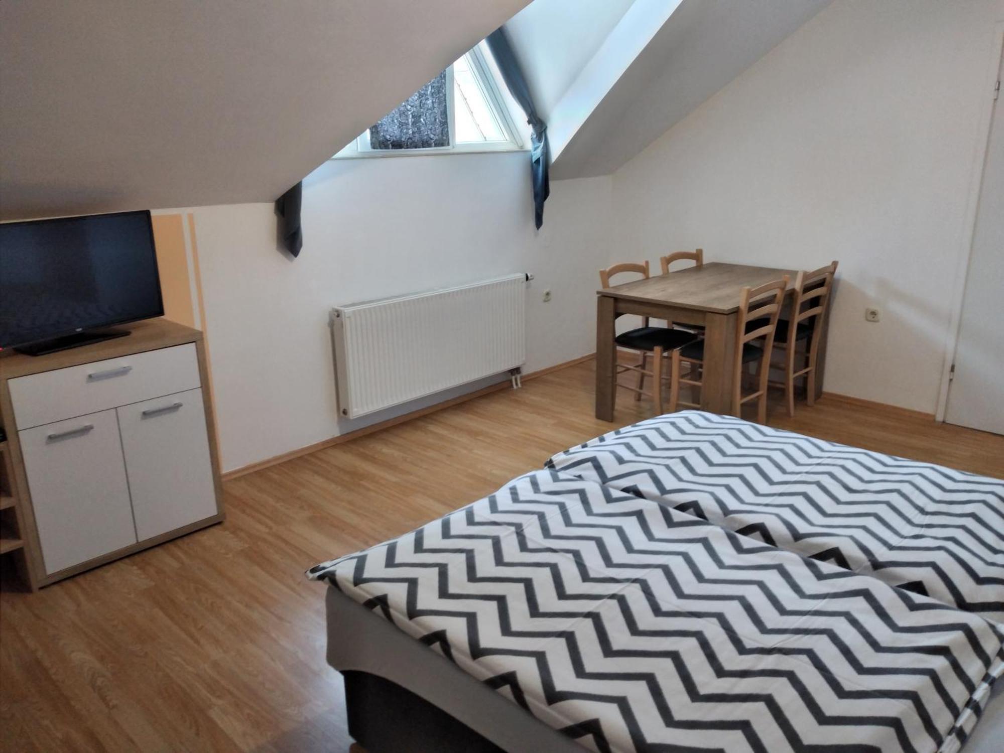 Apartments Kosevic โอซีเยก ภายนอก รูปภาพ